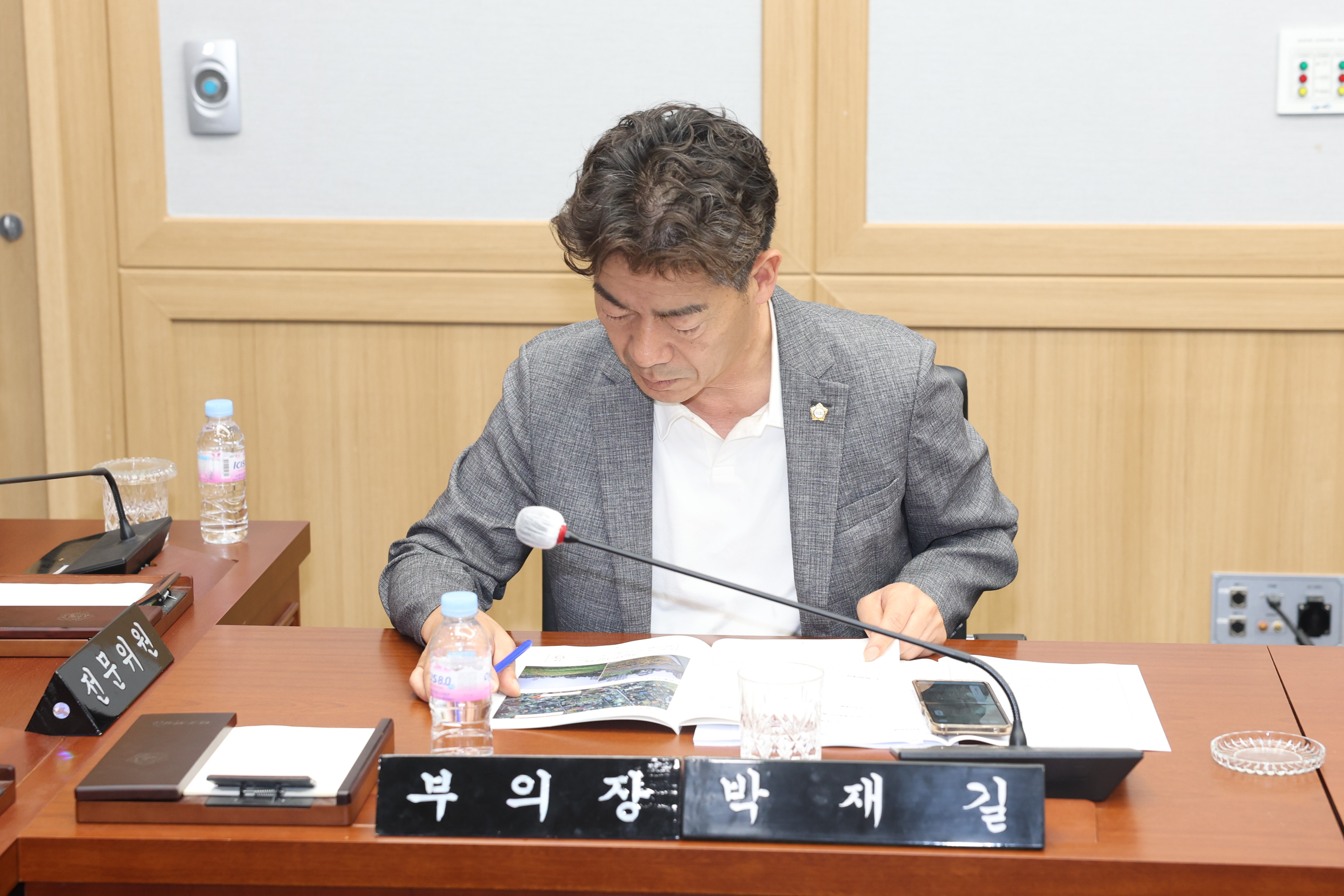 '의원간담회' 게시글의 사진(12) '2025 5 1 의원간담회 (9).JPG'