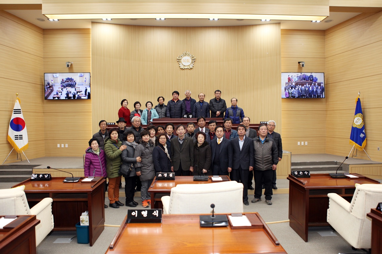 '군청 방문의 날 행사시 의회방문' 게시글의 사진(5) 'IMG_0017.JPG'