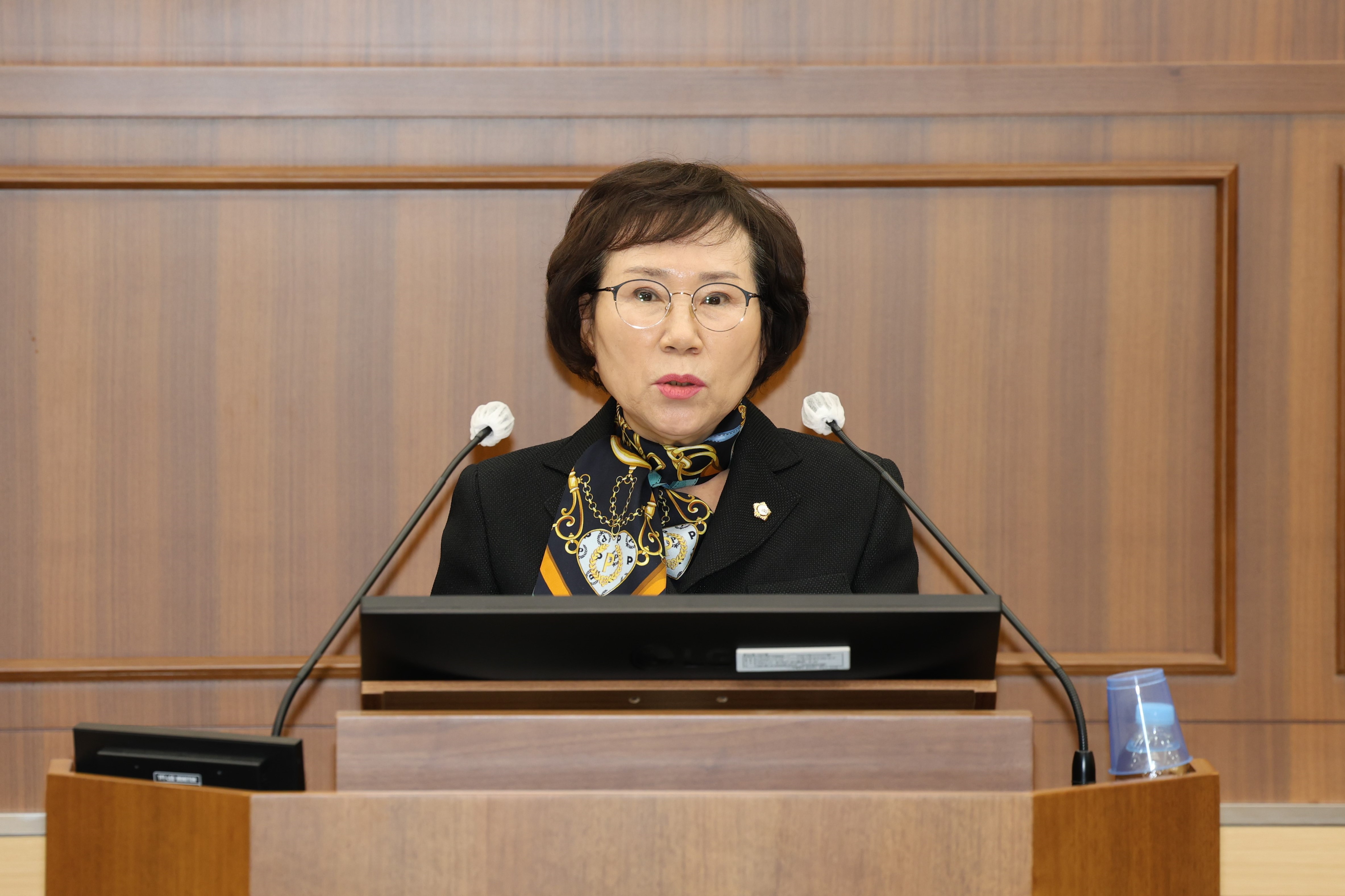 '제277회 예천군의회 임시회 제7차 본회의' 게시글의 사진(15) '2025 03 14 011 제277회 예천군의회 임시회 제7차 본회의.JPG'