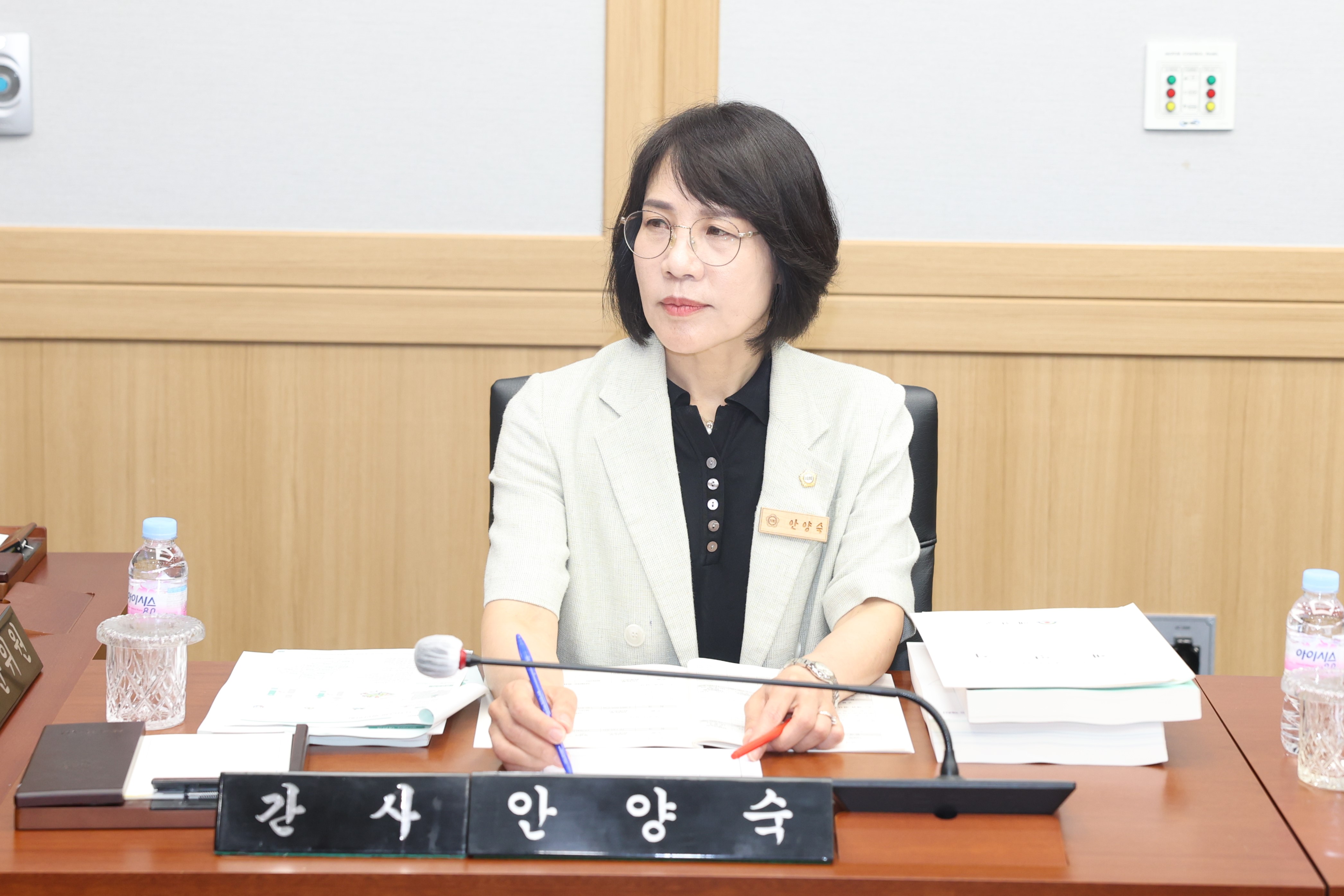 '제279회 예천군의회 제1차 정례회 예산결산특별위원회' 게시글의 사진(9) '2025 6 18 제279회 예천군의회 제1차 정례회 예산결산특별위원회 (10).JPG'