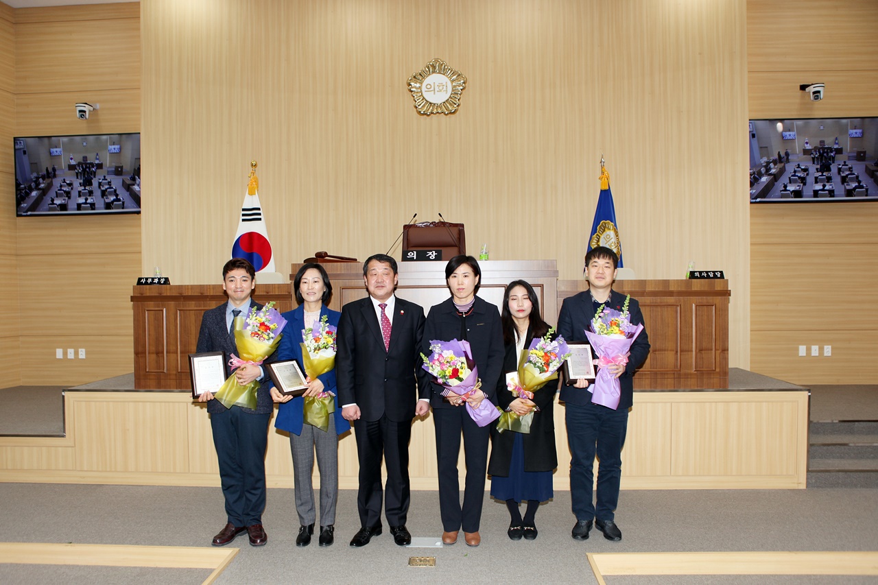 '2018 의회 포상' 게시글의 사진(1) 'IMG_0073.JPG'