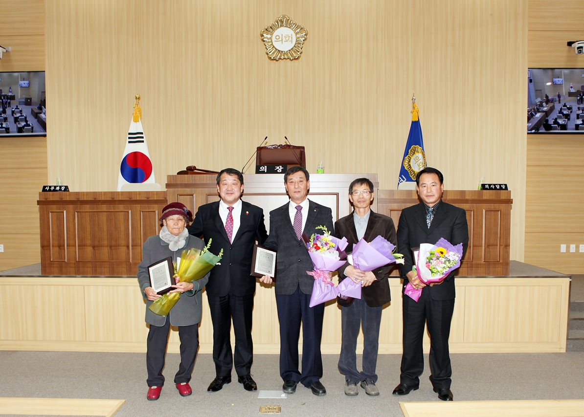 '2018 의회 포상' 게시글의 사진(15) 'IMG_0120-crop.JPG'
