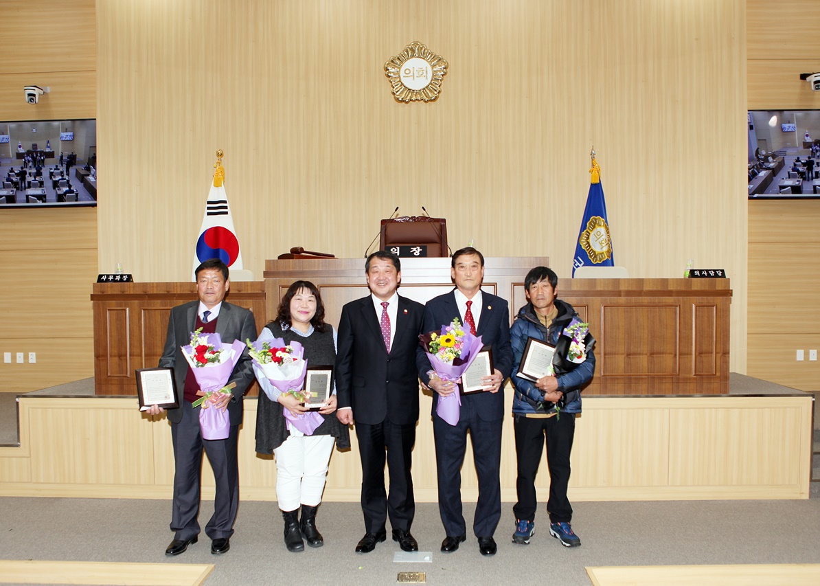 '2018 의회 포상' 게시글의 사진(25) 'IMG_0175-crop.JPG'