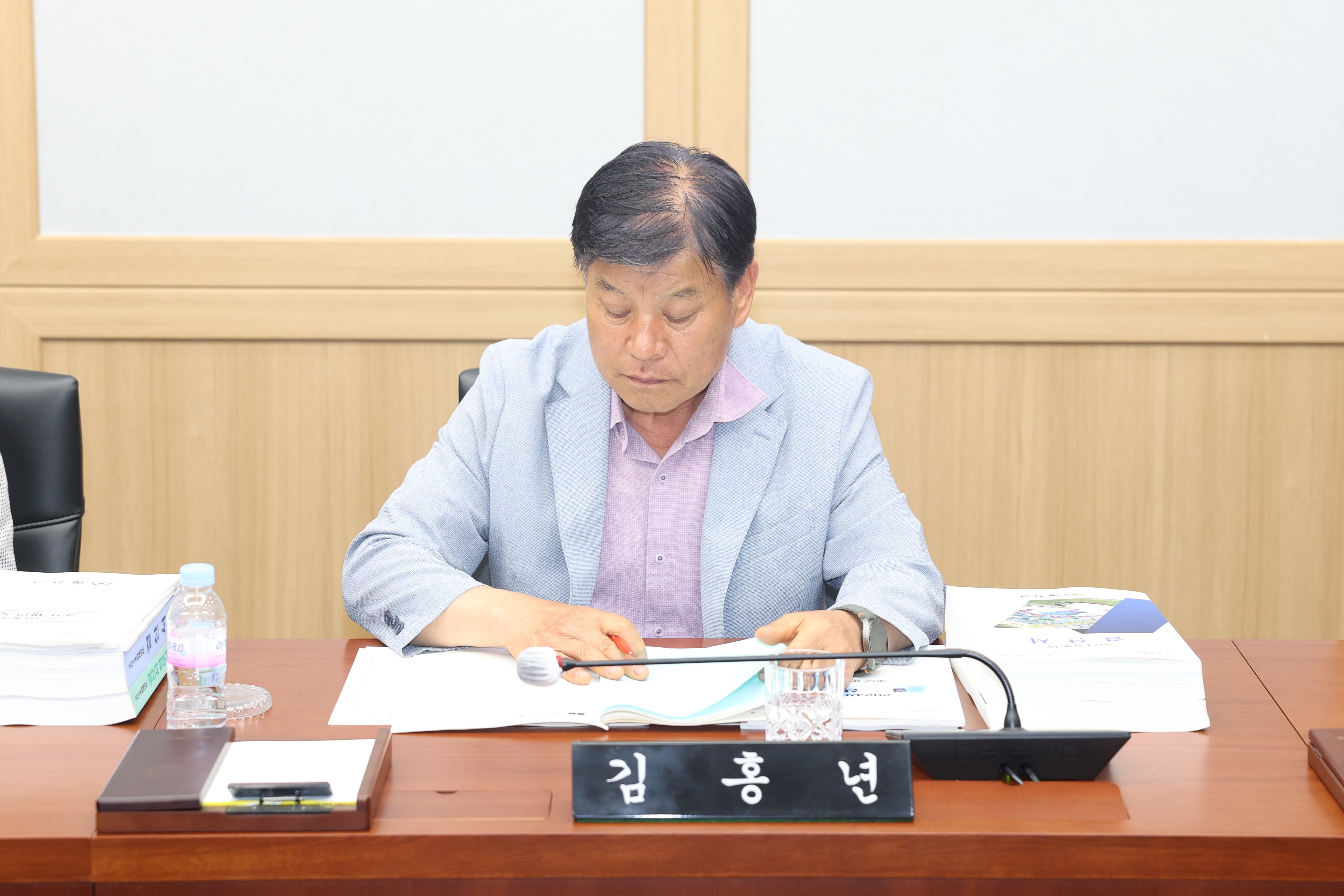 '제279회 예천군의회 제1차 정례회 예산결산특별위원회' 게시글의 사진(7) '2025 6 18 제279회 예천군의회 제1차 정례회 예산결산특별위원회 (8).JPG'